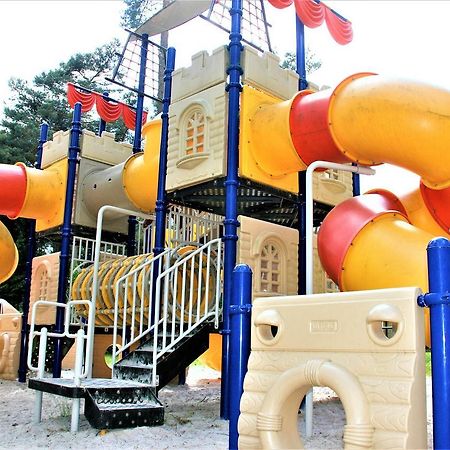 Camping 'T Soete Dal Zutendaal Ngoại thất bức ảnh